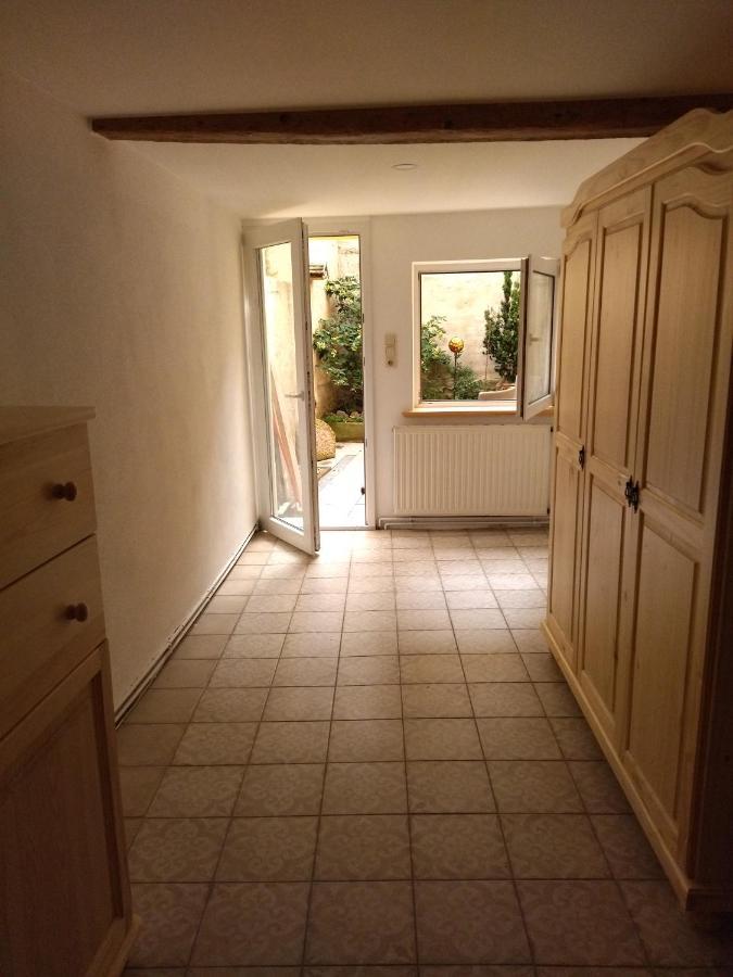 Schmal & Hoch - Willkommen Im Schmalsten Haus Von Bad Frankenhausen Exterior foto